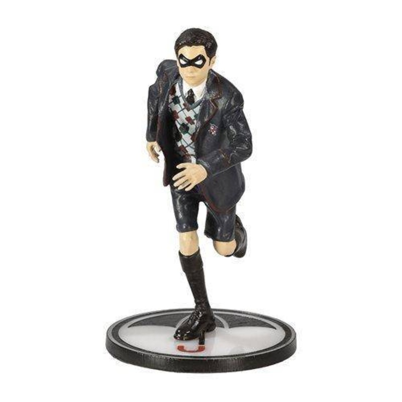 Umbrella Academy #5: Number Five Figure Replica