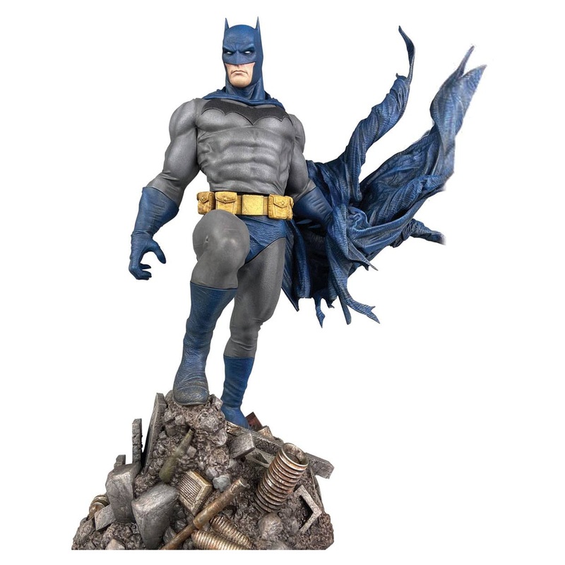DC Gallery Batman Defiant Statue